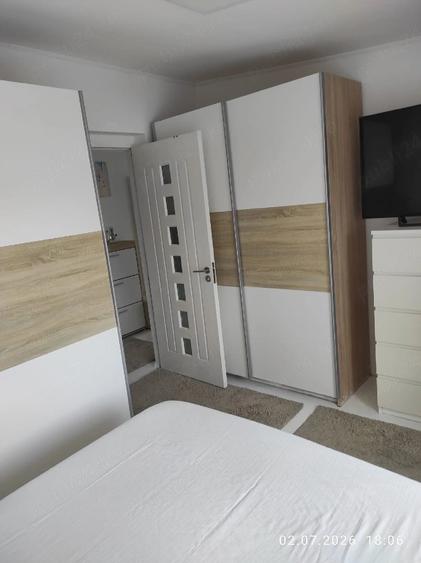 Apartament cu 3 camere decomandat în Apărătorii Patriei