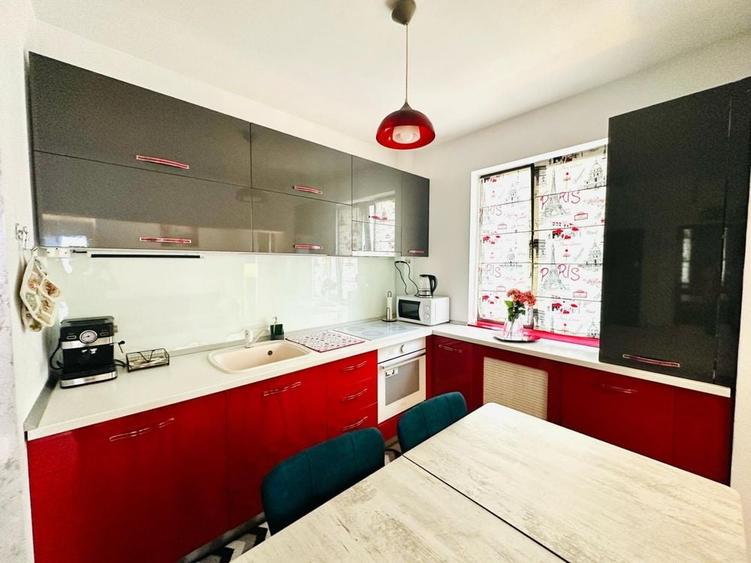 Apartament cu 2 camere decomandat în Sebastian