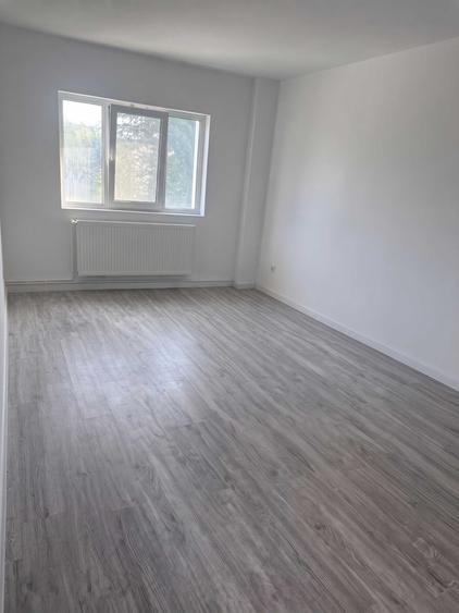 Inchiriez apartament cu 2 camere 32 mp Nicolina - 4