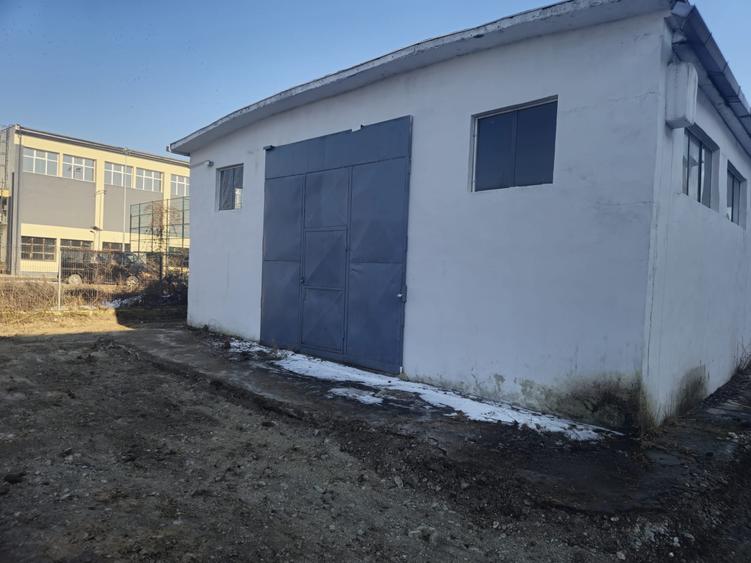 Spațiu comercial, de 600 mp, în Mârșa