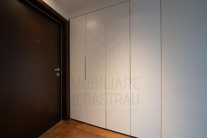Apartament cu 3 camere semidecomandat, mobilat în Floreasca