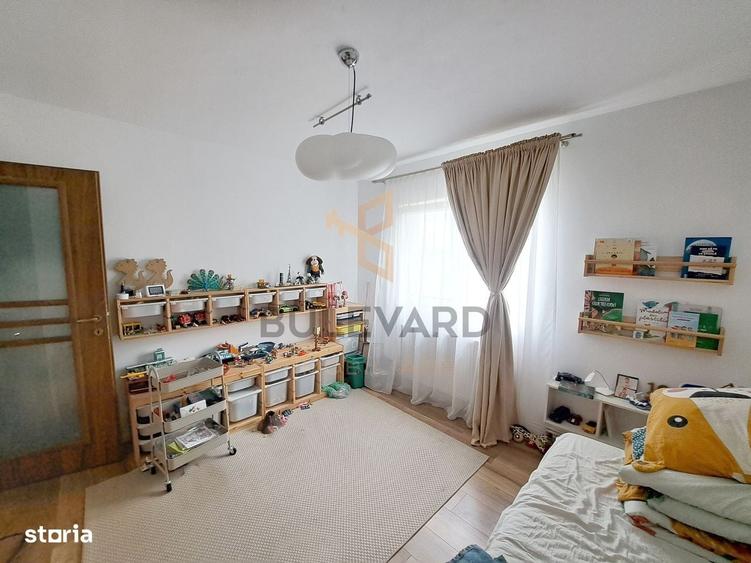 Apartament cu 4 camere în Zorilor