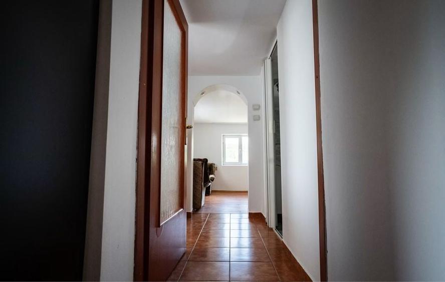 Casă cu 4 camere în Lupoaia