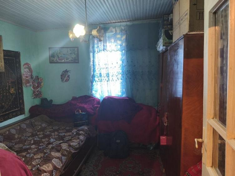 Casă cu 4 camere în Ologeni
