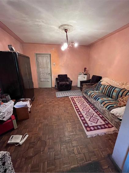 Garsonieră semidecomandată în Central