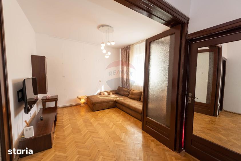 Casă cu 3 camere cu Teren 145 Mp în Tei