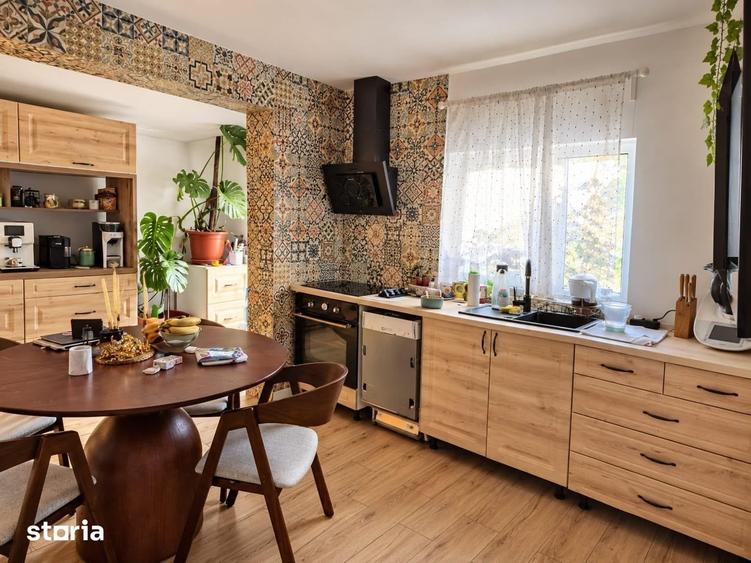 Casă cu 4 camere cu Teren 1029 Mp în Corbeanca