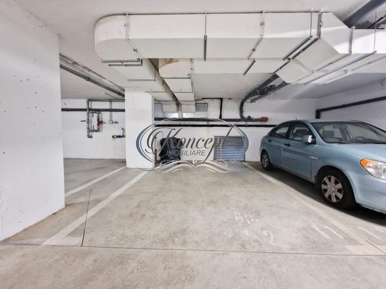 Apartament cu 3 camere semidecomandat, mobilat în Borhanci