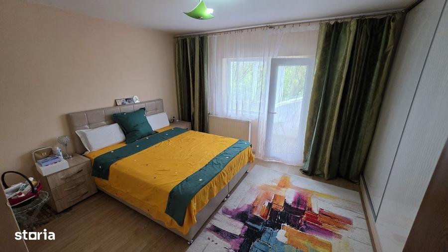 Apartament cu 3 camere în Mircea-Vodă