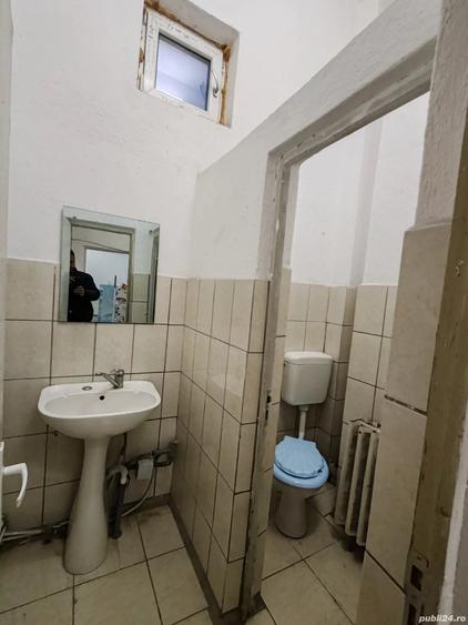 Spațiu comercial, de 48 mp, în Central
