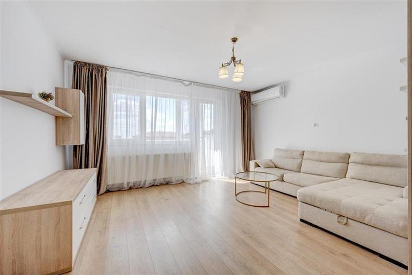 Apartament cu 2 camere semidecomandat în Central