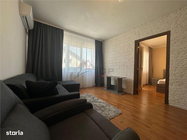 Apartament cu 2 camere semidecomandat în Podu Roș