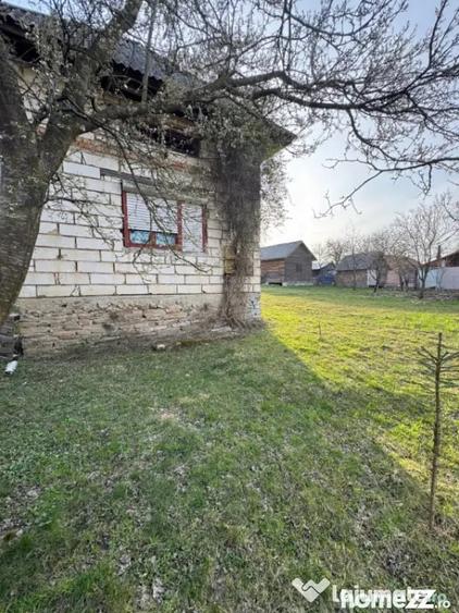 Casă cu 2 camere cu Teren 4700 Mp în Asuaju de Sus