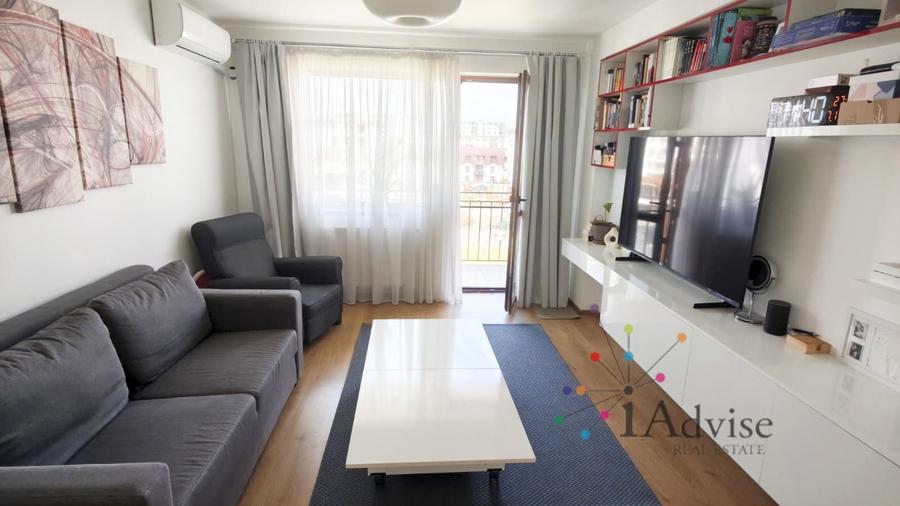 Apartament cu 2 camere decomandat în Tractorul