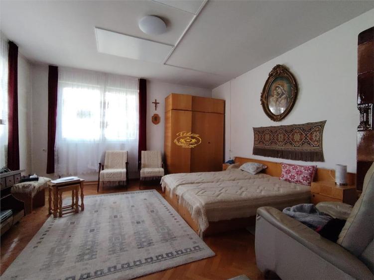 Casă cu 3 camere cu Teren 624 Mp în Central