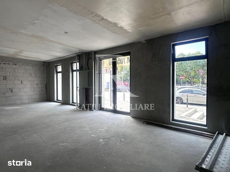 Spațiu comercial, de 70 mp, în Rogerius