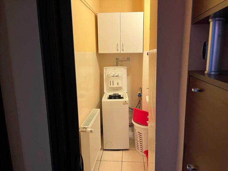 Apartament cu 3 camere decomandat în Mihai Bravu