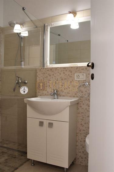 Duplex cu 3 camere cu Canalizare în Torontalului