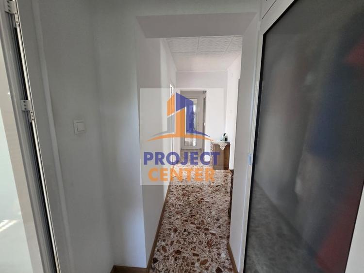 Apartament cu 4 camere decomandat, mobilat în Găvana 2