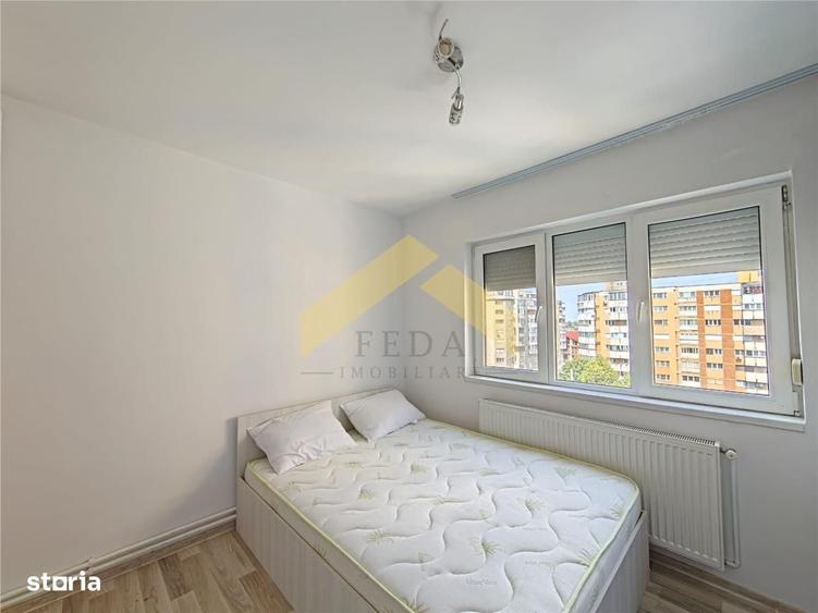 Apartament cu 3 camere decomandat în Aurel Vlaicu