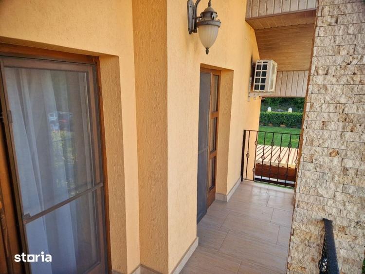 Casă cu 4 camere cu Teren 550 Mp în Sânmartin