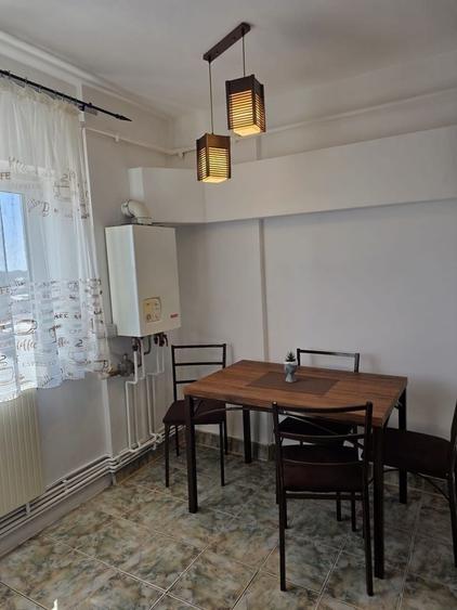 Apartament cu 2 camere decomandat în Cantacuzino