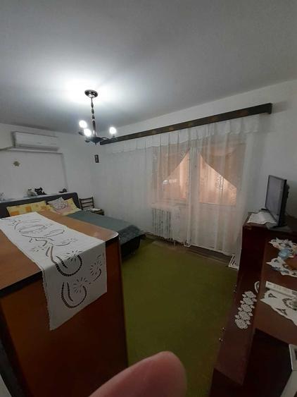 Apartament 3 camere ultracentral, zona 0, mobilat si utilat Barlad - 1