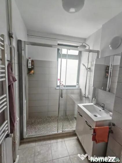 Apartament cu 2 camere semidecomandat în Ultracentral