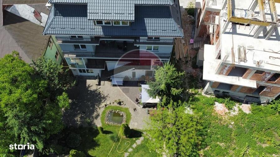 Spațiu comercial, de 1,100 mp, în Central