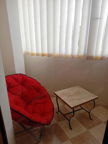 Apartament cu 3 camere decomandat în Micro 21