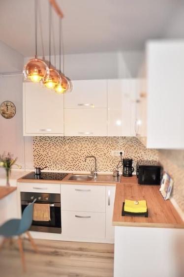 Apartament cu 2 camere decomandat în Mamaia — fotografia 3