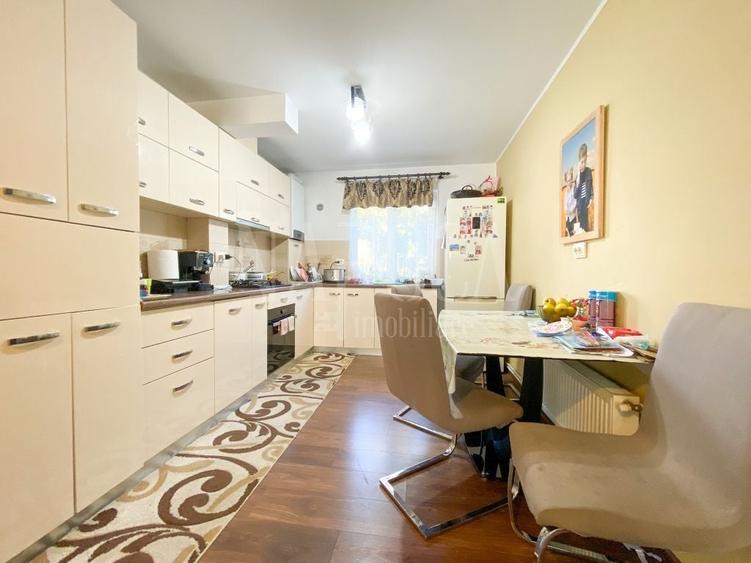 Apartament cu 4 camere semidecomandat în Mănăștur