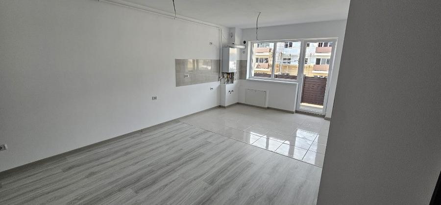 Apartament cu 2 camere semidecomandat în Sânpetru