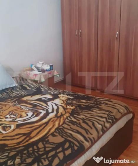 Casă cu 5 camere cu Teren 750 Mp în Central