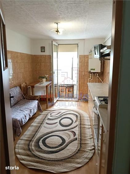 Apartament cu 2 camere decomandat în Tătărași