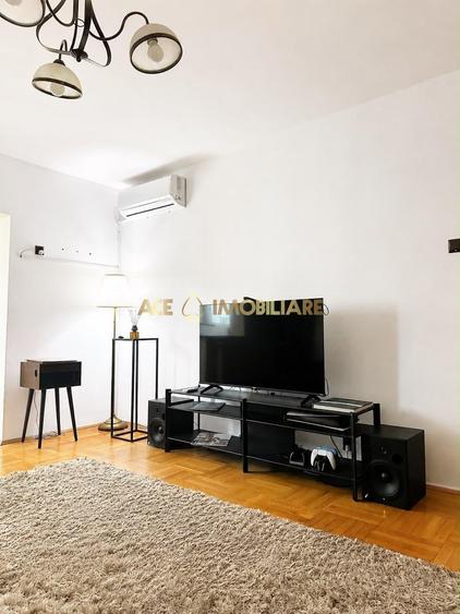 Apartament cu 3 camere decomandat, mobilat în Timpuri Noi