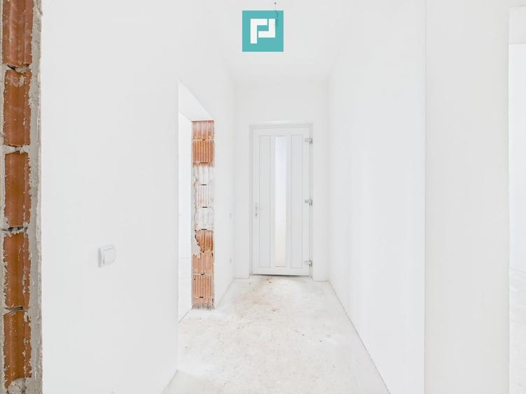 Duplex cu 3 camere cu Canalizare în Nojorid