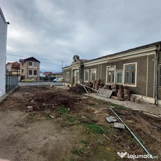Teren de 600 mp, în Central