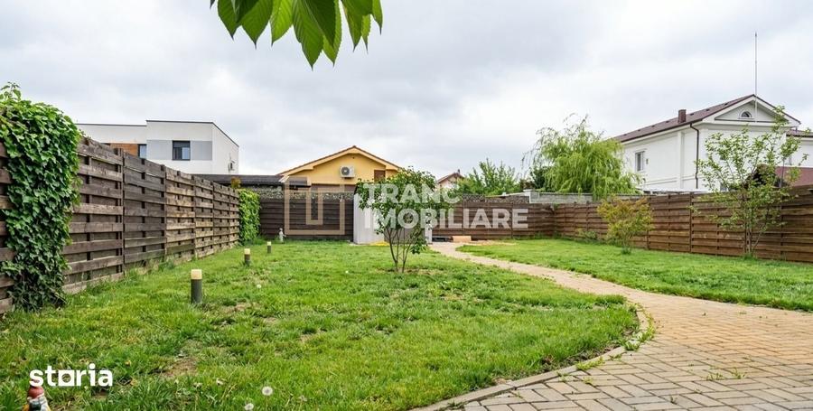 Casă cu 3 camere semidecomandat cu Teren 433 Mp în Vladimirescu