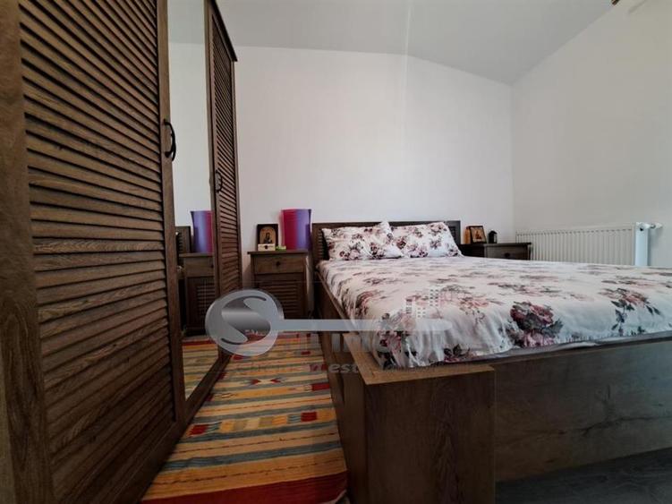 Apartament cu 2 camere semidecomandat, mobilat în Aeroport