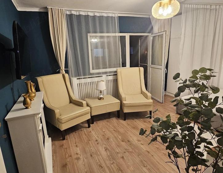 Apartament cu 2 camere decomandat în Exterior Vest