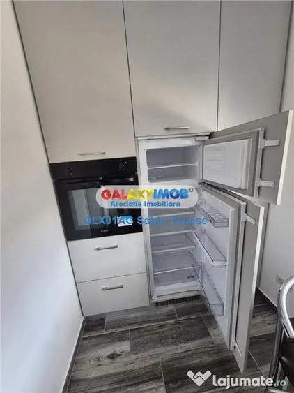 Garsonieră decomandată în Central