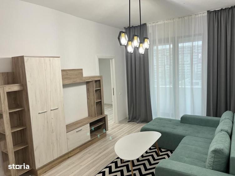 Apartament cu 3 camere decomandat în Păcii
