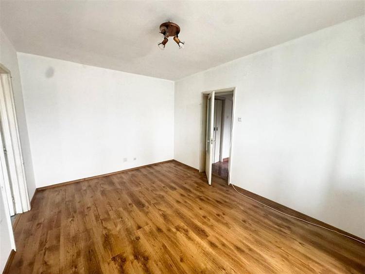 Apartament 2 camere de vanzare in Ploiesti Nord – zona excelenta, aproape de sco - 2