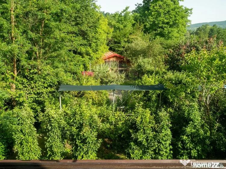 Casă cu 4 camere cu Teren 967 Mp în Sud