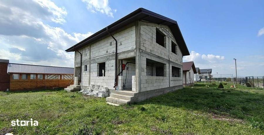 Casă cu 4 camere cu Teren 190 Mp în Clinceni