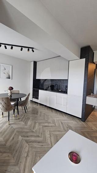 Apartament cu 2 camere semidecomandat, mobilat în Mănăștur