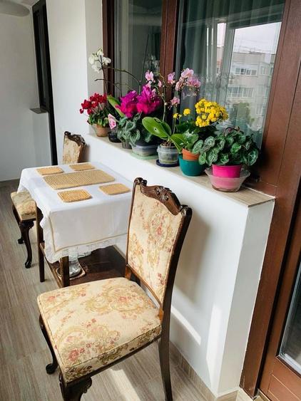 Apartament cu 3 camere decomandat în Titulescu