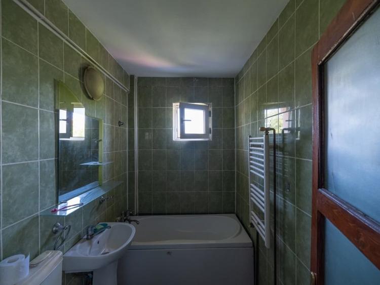 Apartament cu 2 camere semidecomandat în Brazda lui Novac