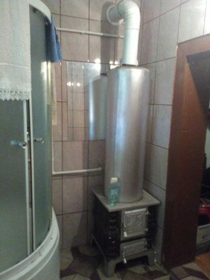 Casă cu 3 camere în Bârsa